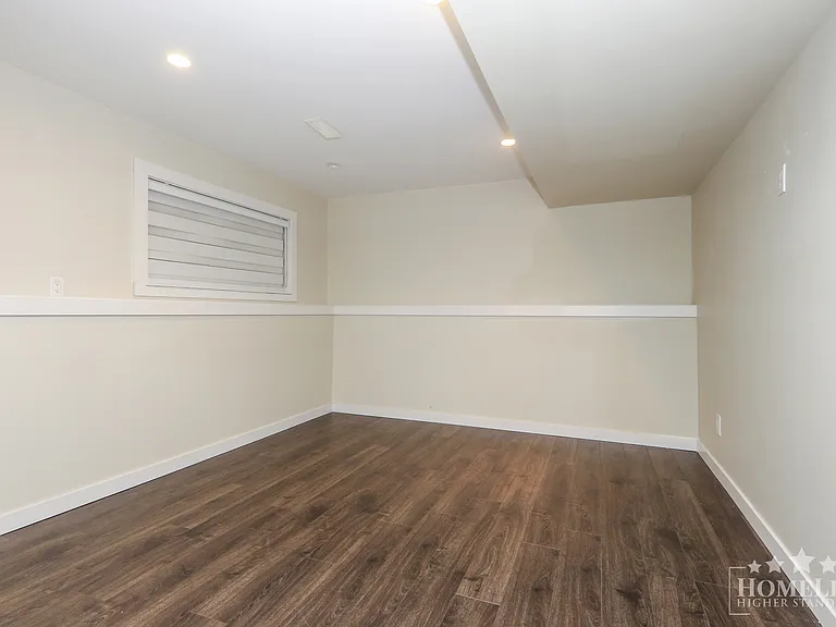 6532 Dayton Dr #BASEMENT — Photo 7