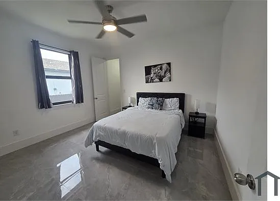 1120 NW 31st Pl — Photo 10