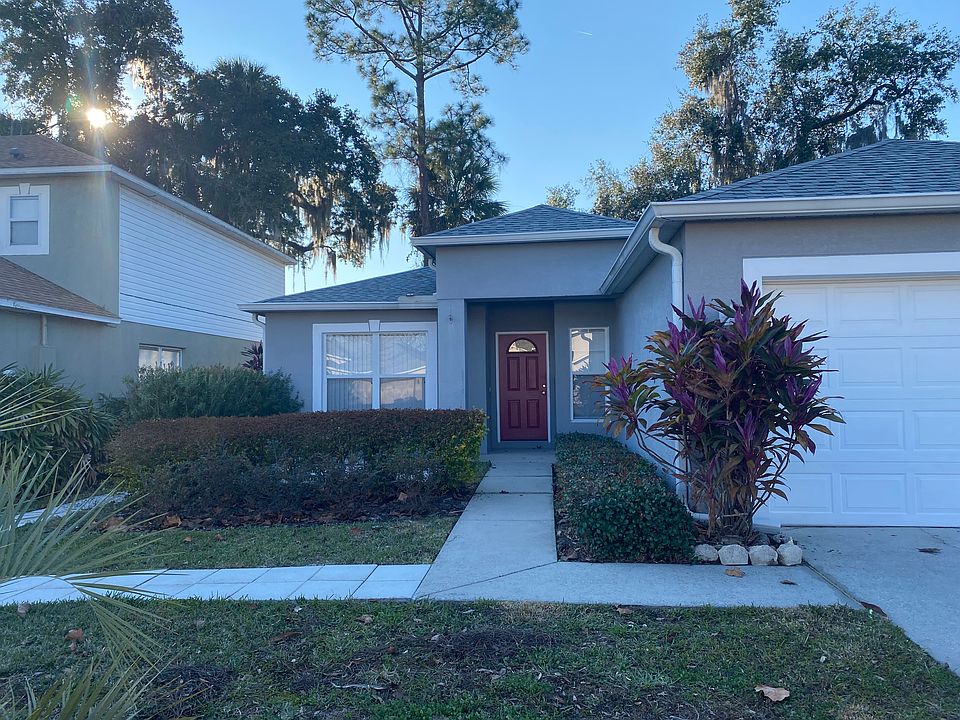 1st image of 1073 Amanda Kay Cir
