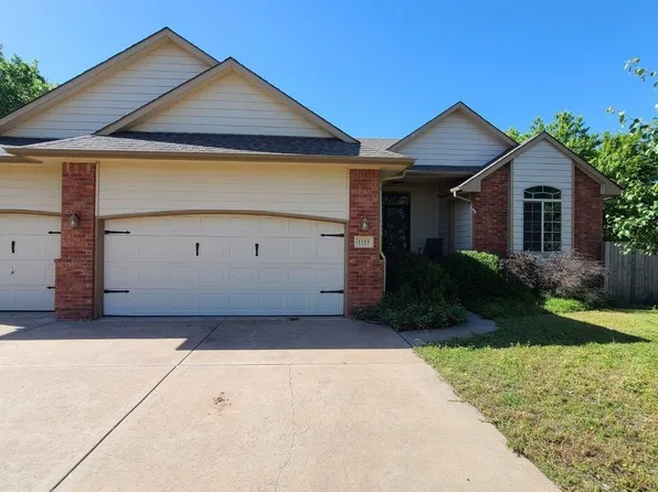 1113 Myles Dr, Wellington, KS 67152
