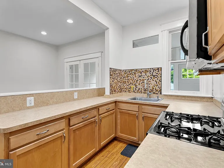 4007 4th St NW — Photo 8