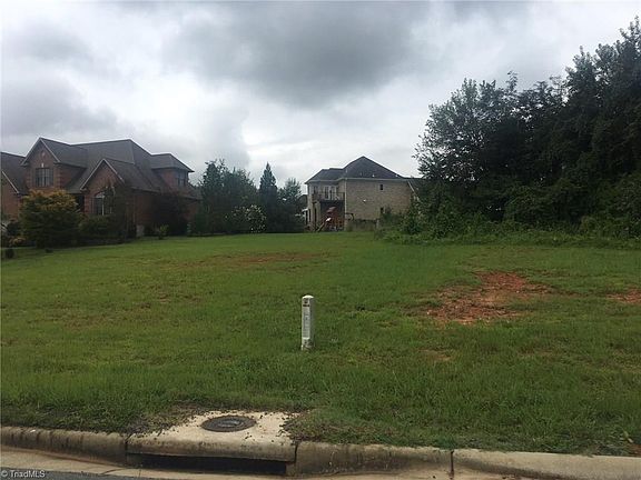 3rd image of LOT 13 Windsor Ct Lot 13
