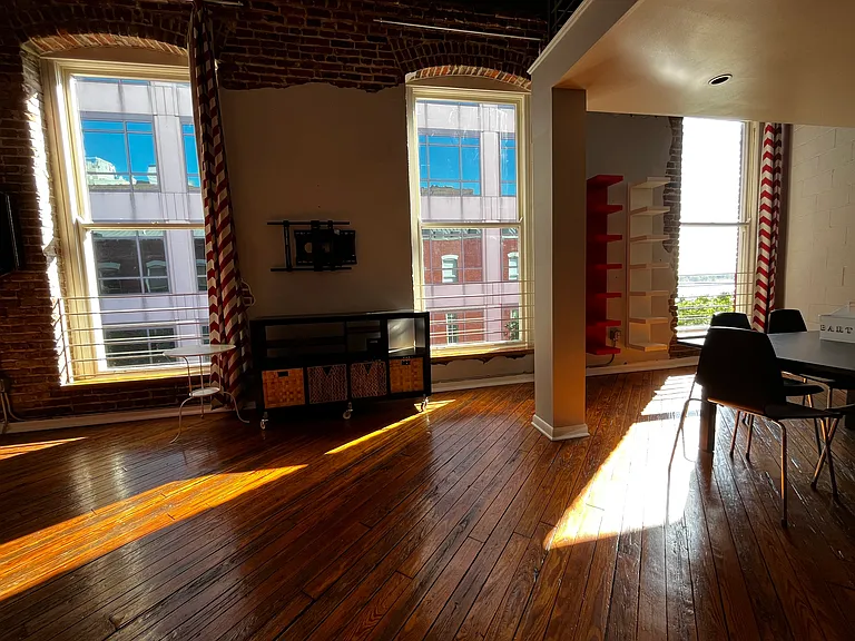 50 Gayoso Ave #403 — Photo 3