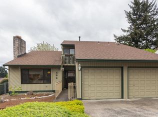 592 NE 24th St, Gresham, OR 97030