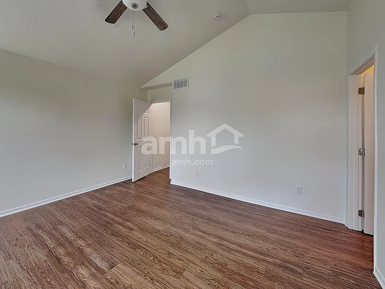 7961 Blacklick View Dr — Photo 11