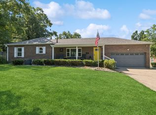 6900 Forest Ct, Windsor Heights, IA 50324