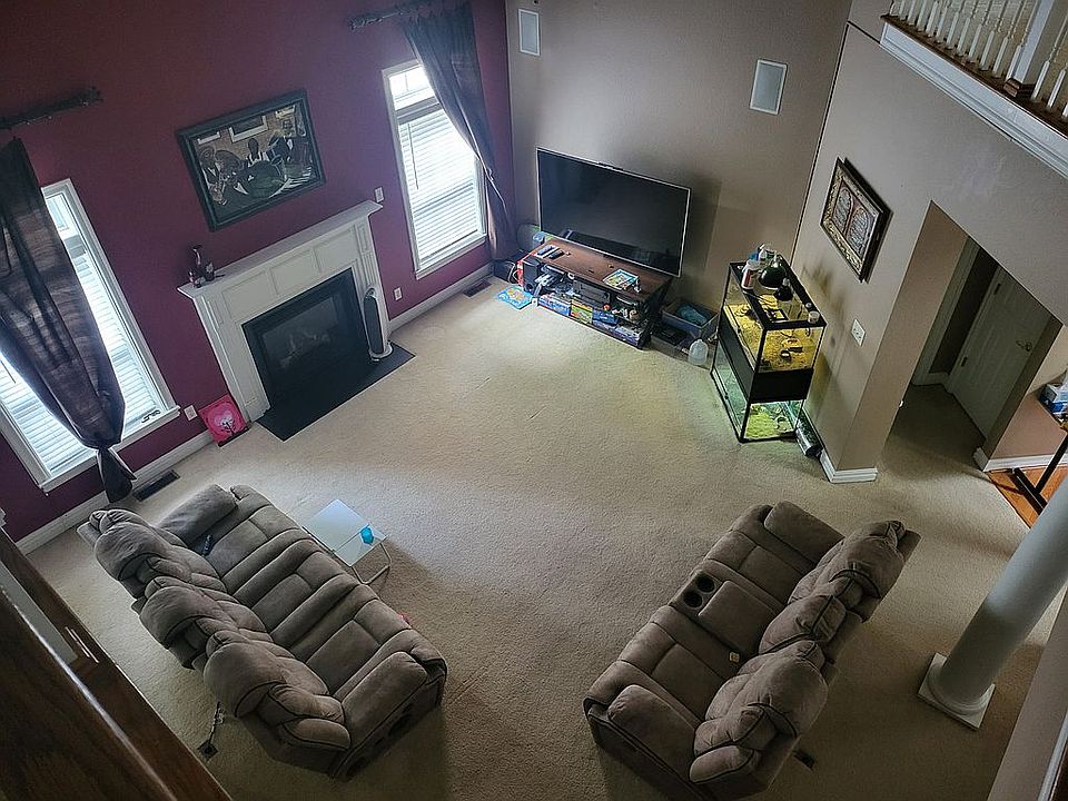 1st image of 113 Clipper Ct
