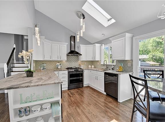 5th image of 4840 Overton Ave