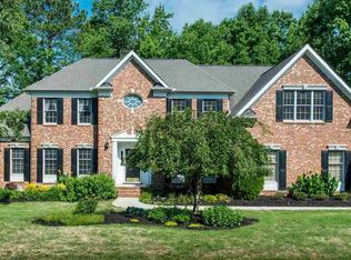 105 Eagle Meadow Ct, Cary, NC 27519