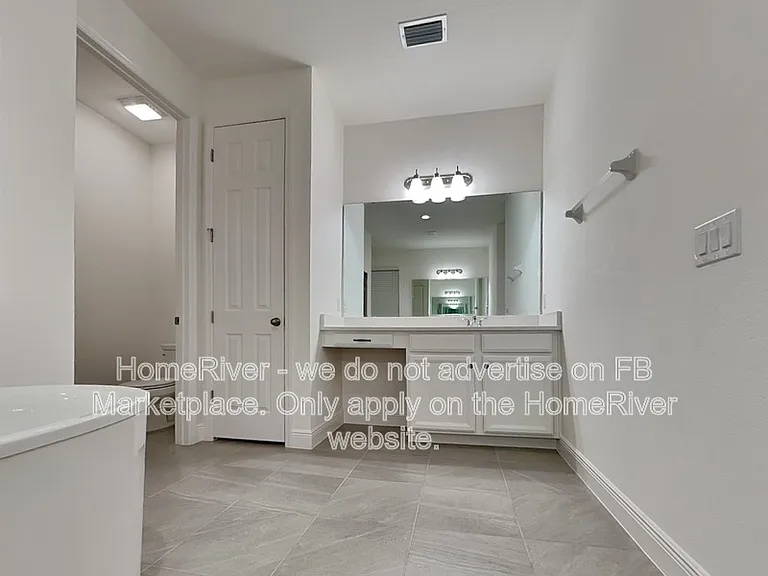 5021 Bessie Ct — Photo 9