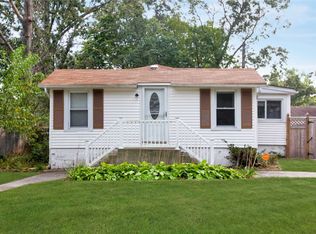 6 Plandome Pl, Selden, NY 11784