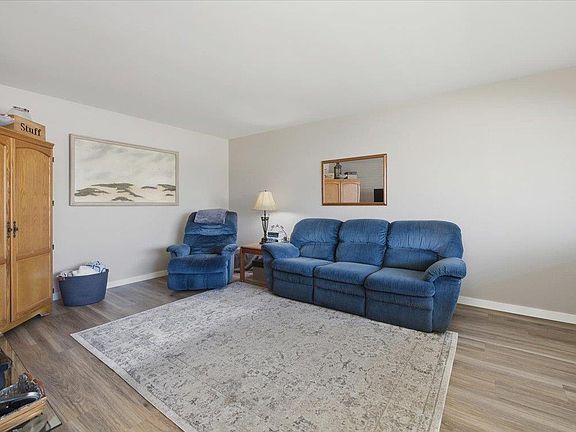 5th image of 1106 Boynton Ave