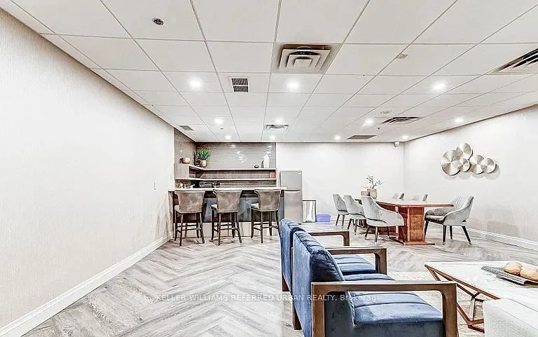 1 Leaside Park Dr #408 — Photo 20
