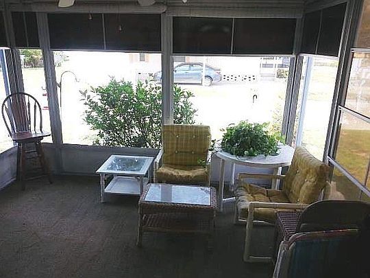 4th image of 181 Windsor Dr