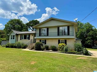 2618 Linda Cir, Gardendale, AL 35071