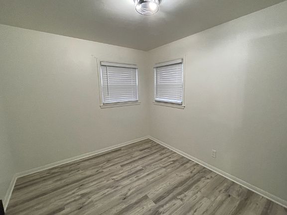 5th image of 4025 W Morgan Ave #1