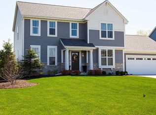 771 N Heather Dr, Elkhorn, WI 53121