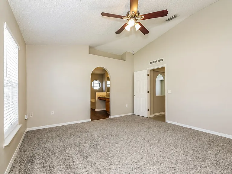 10373 Marsh Hawk Dr — Photo 10