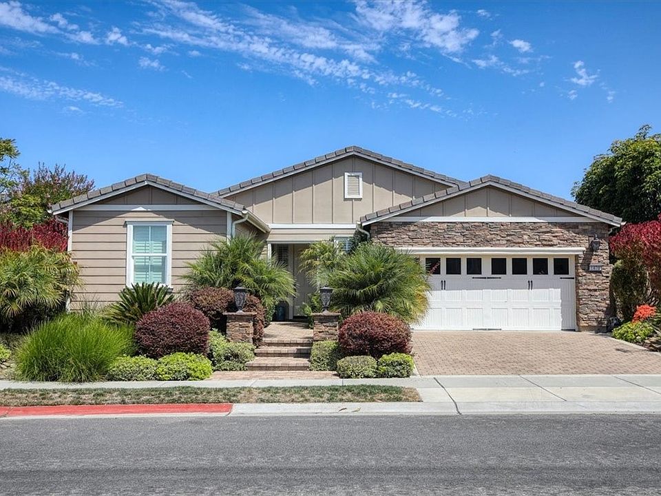 1st image of 1470 Vista Tesoro Pl