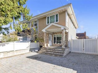 72-05 164th Street, Fresh Meadows, NY 11365