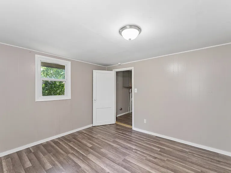 33225 W 83rd St — Photo 22