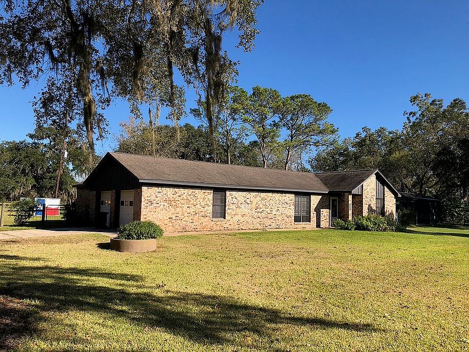 2nd image of 2399 County Road 315