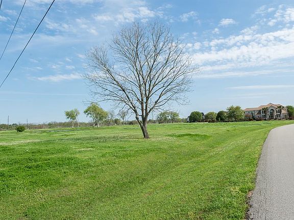5th image of 5315 River Park Dr