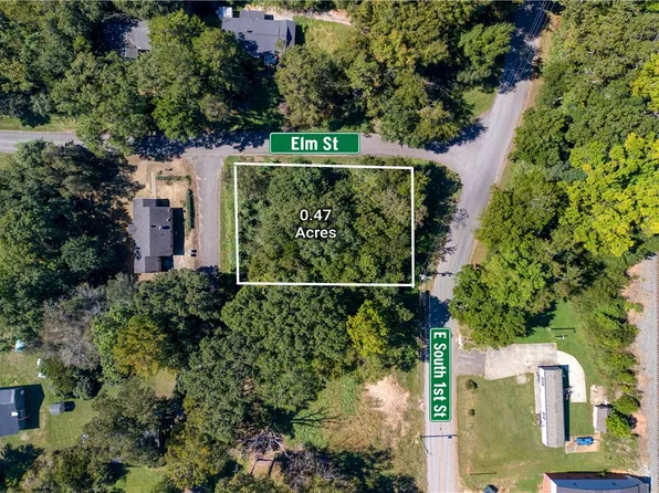 600 E South 1st St, Seneca, SC 29678