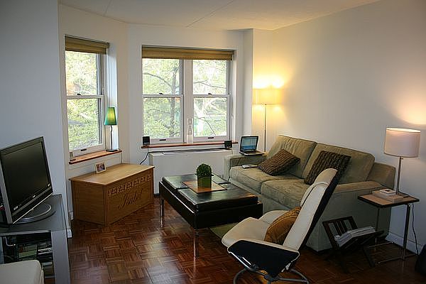 1st image of 110 W 90th St APT 2J