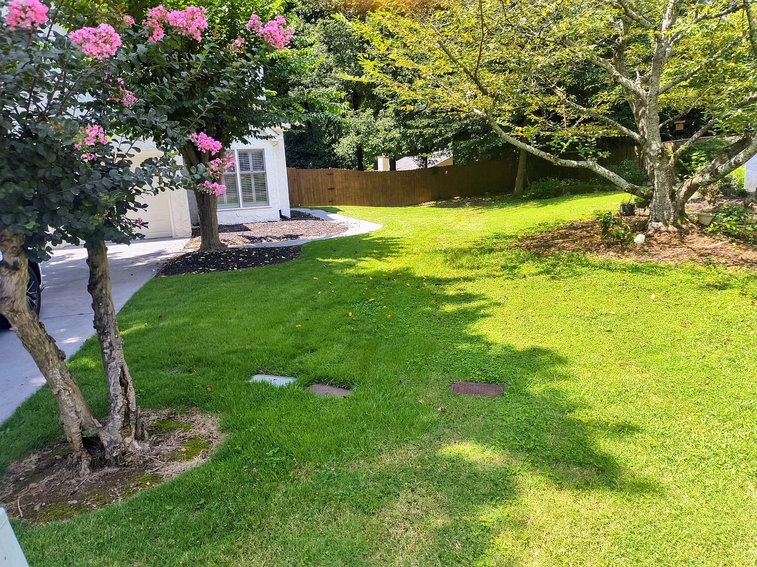 3 bed, 2.5 bath, 1926 sqft, $3,000 — Photo 2