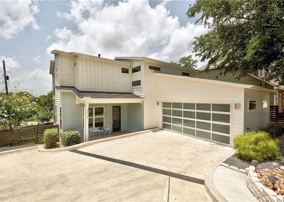 1st image of 4907 Mendoza Dr