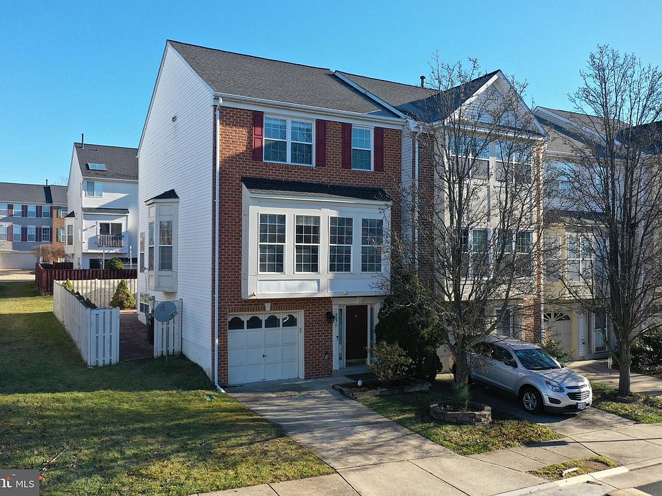 1st image of 2479 Wheat Meadow Cir