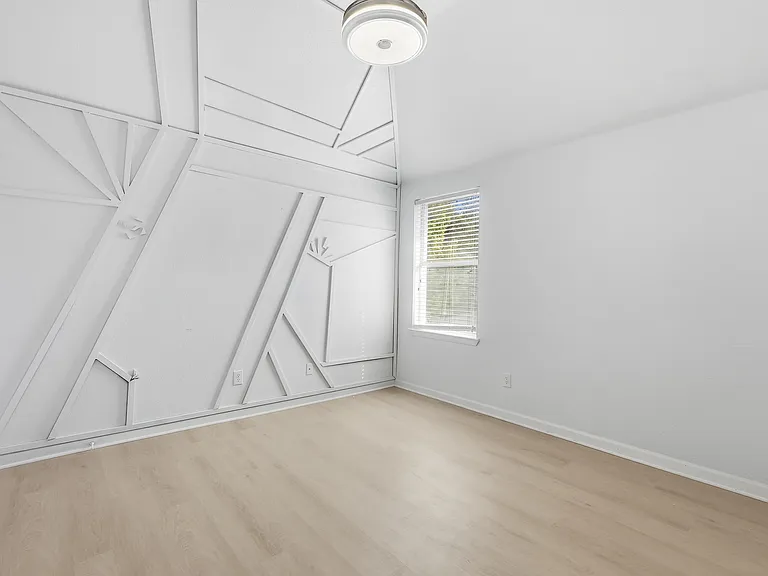 417 Niagara Falls Dr — Photo 27