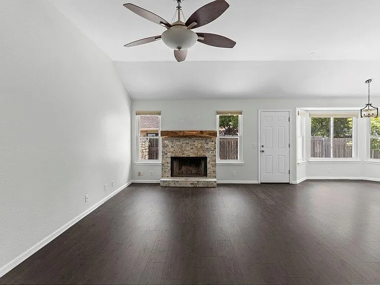 13213 Villa Park Dr — Photo 11