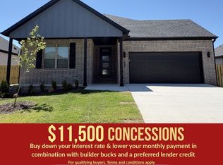 1811 Ferguson St, Pea Ridge, AR 72751