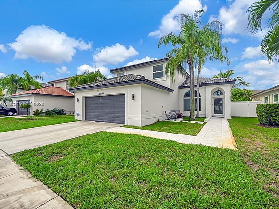 3rd image of 18038 SW 12th Ct
