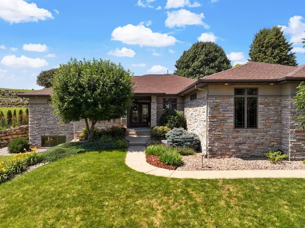 1612 Savannah Way, Waunakee, WI 53597