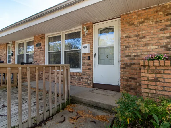 1705 Rockingham Dr APT 3, Normal, IL 61761