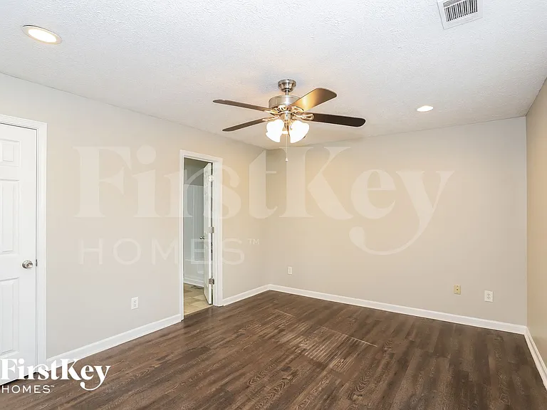 2847 Spring Green Way — Photo 8