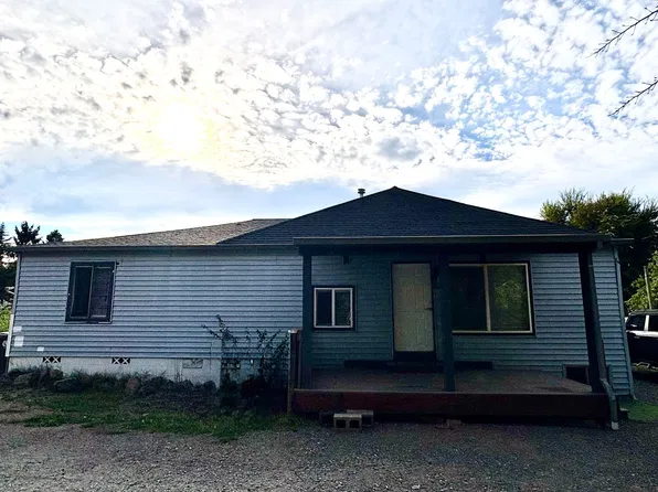 3121 Table Rock Rd, Medford, OR 97501