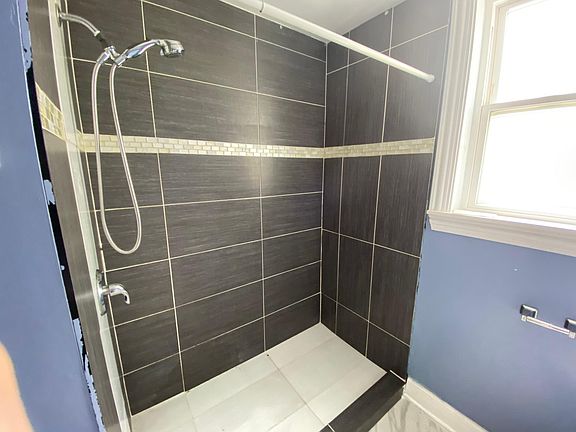 4th image of 4858 S Damen Ave #1F