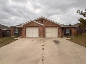 3807 John Chisholm Loop, Killeen, TX