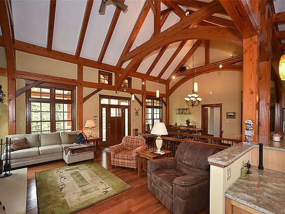 5th image of 6652 Plum Creek Rd