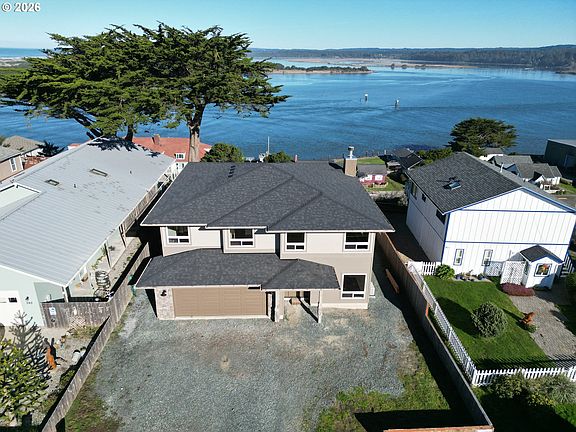 2nd image of 360 2nd St
