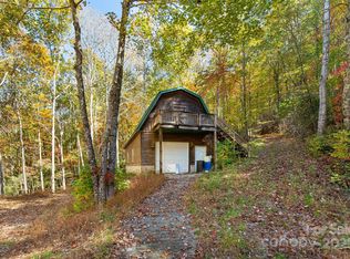 5389 Cascade Lake Rd, Cedar Mountain, NC 28718