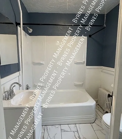 117 Everett St #123 — Photo 10