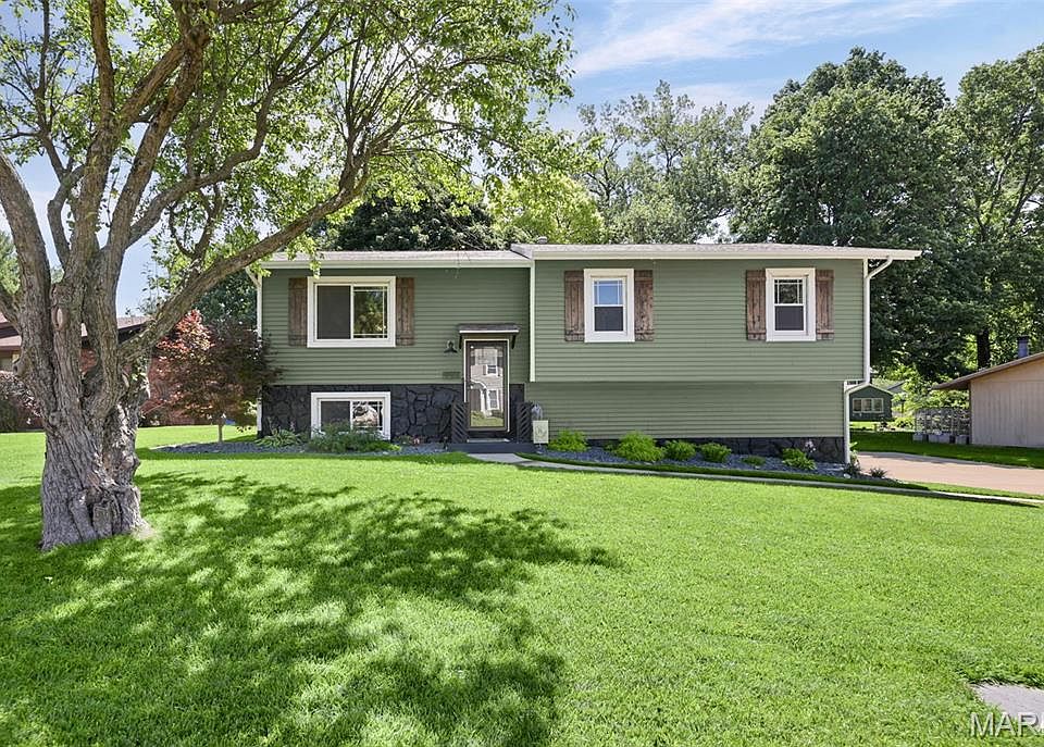1st image of 1968 Lemontree Ln
