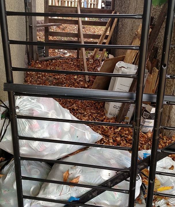 1st image of 2318 Irving Ave N