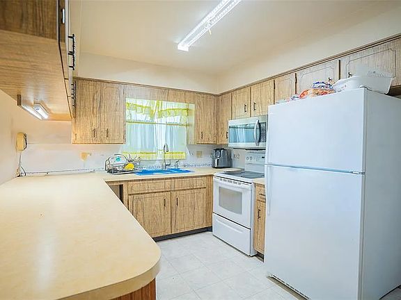 2nd image of 2319 W Cannon Ter NW #1
