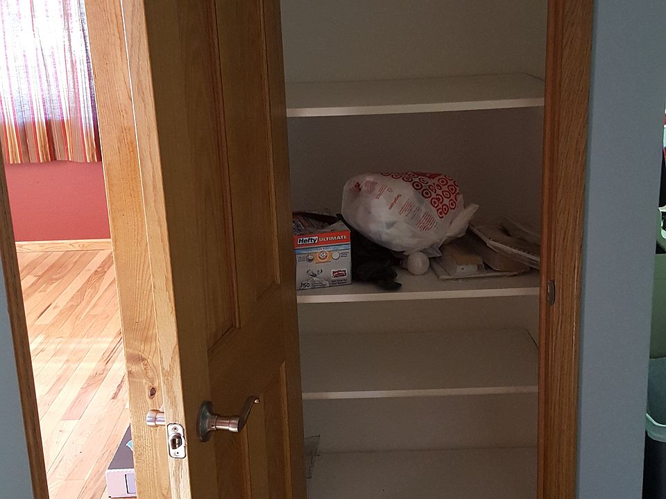 2nd image of 4128 Raymond St